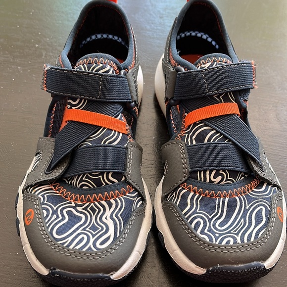 Youth Merrell shoes - Picture 4 of 6